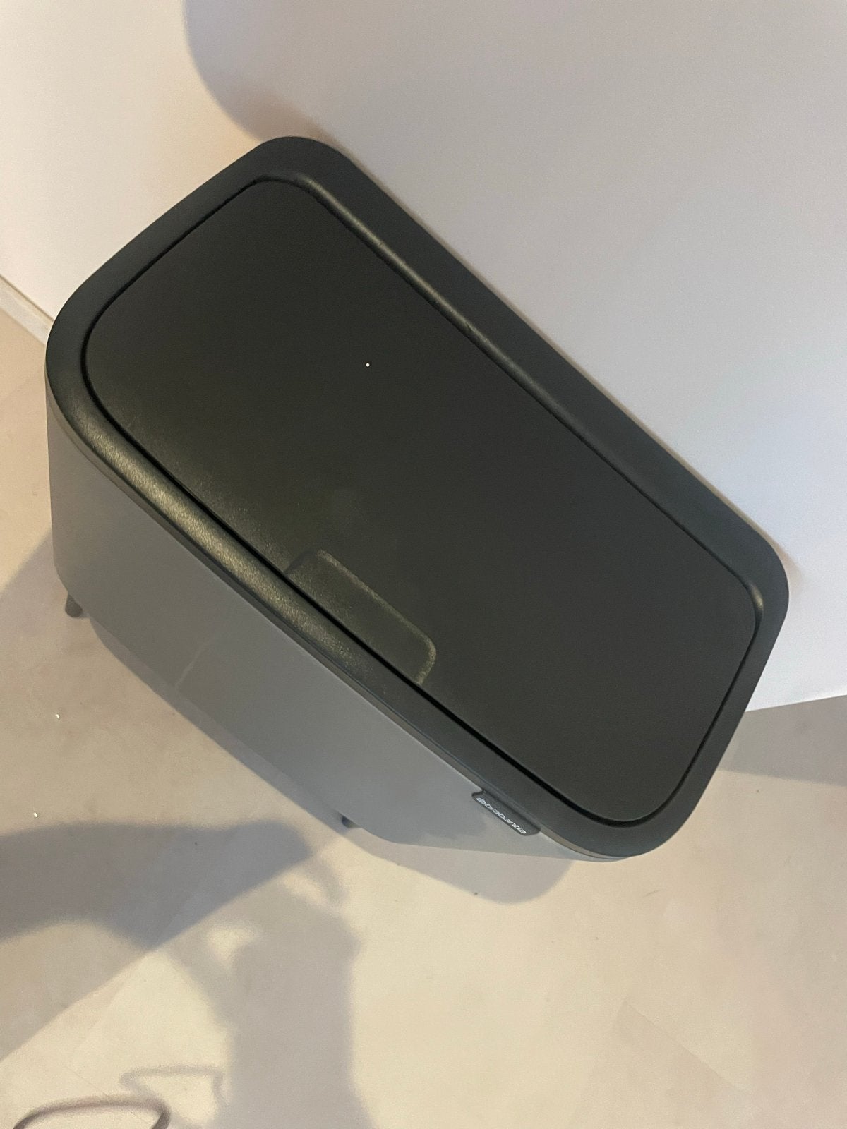 Foto 3 van Brabantia Bo Touch Bin Prullenbak - 11 + 23 liter