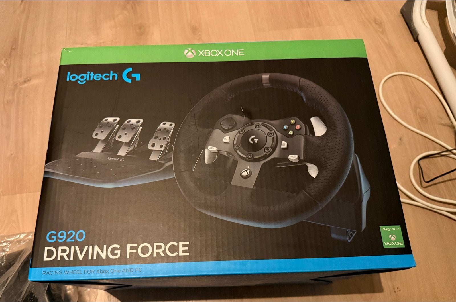 Logitech G920 Driving Force racestuur met pedalen en shifter, Spelcomputers en Games, Spelcomputers | Xbox | Accessoires, Ophalen of Verzenden