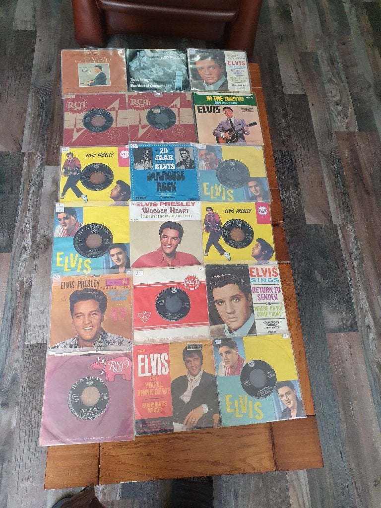125 Singels van Elvis Presley meeste met fotohoes, Gebruikt, Fotohoes, 7 inch, Single