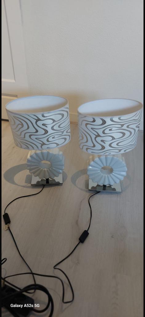 Witte Tweeling lampen met grijs patroon, Huis en Inrichting, Ophalen of Verzenden, Gebruikt, Metaal, Minder dan 50 cm