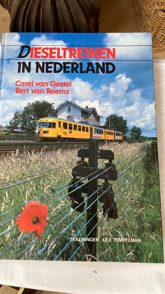 Dieseltreinen in nederland, Boeken, Ophalen of Verzenden, Zo goed als nieuw, Overige onderwerpen