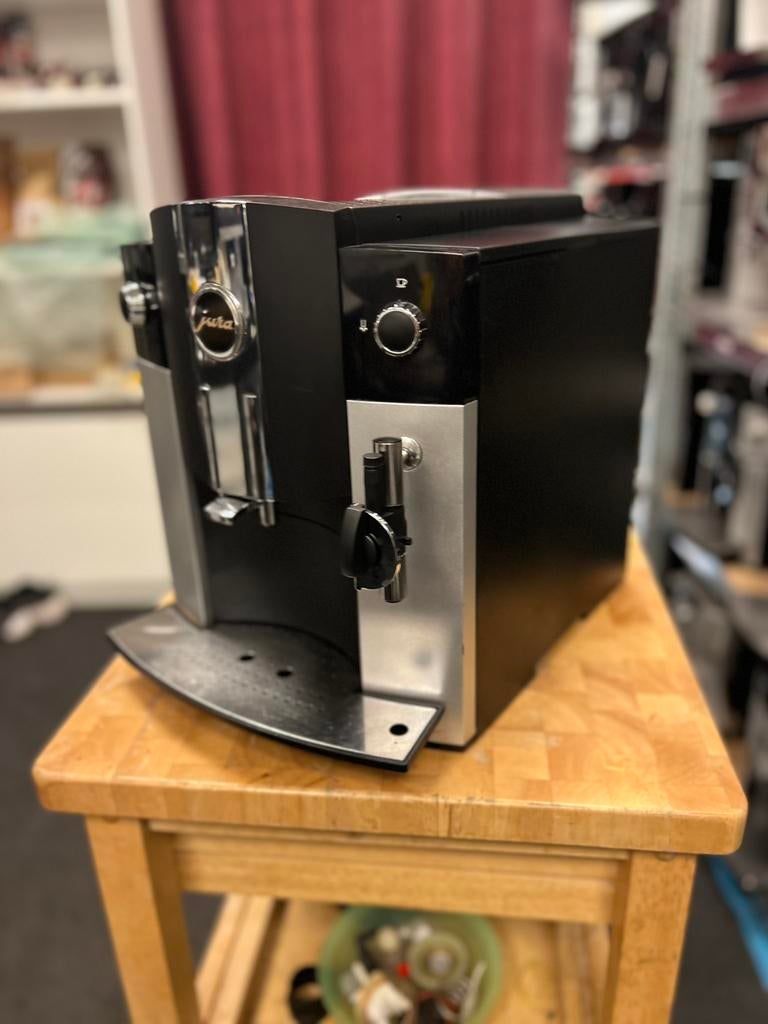 Jura C65 – Volledig gereviseerd, Witgoed en Apparatuur, Koffiezetapparaten, Info@jura.com, 10 kopjes of meer, Koffiemachine, Ophalen of Verzenden