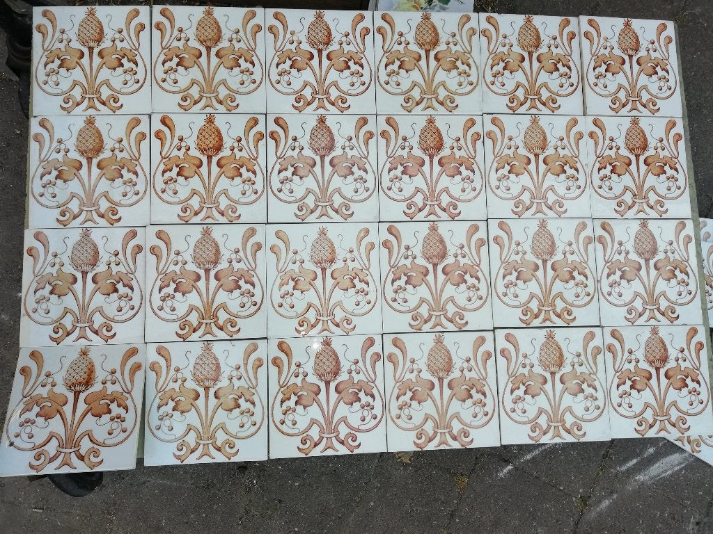 30 antieke wandtegels 15x15 sierlijke roodbruine kaardebol, Ophalen