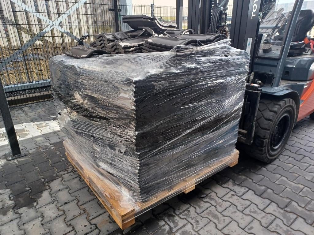 Pallet nieuwe dakpannen W1173 GRATIS af te halen, Ophalen, Steen of Klei, Zwart, Nieuw