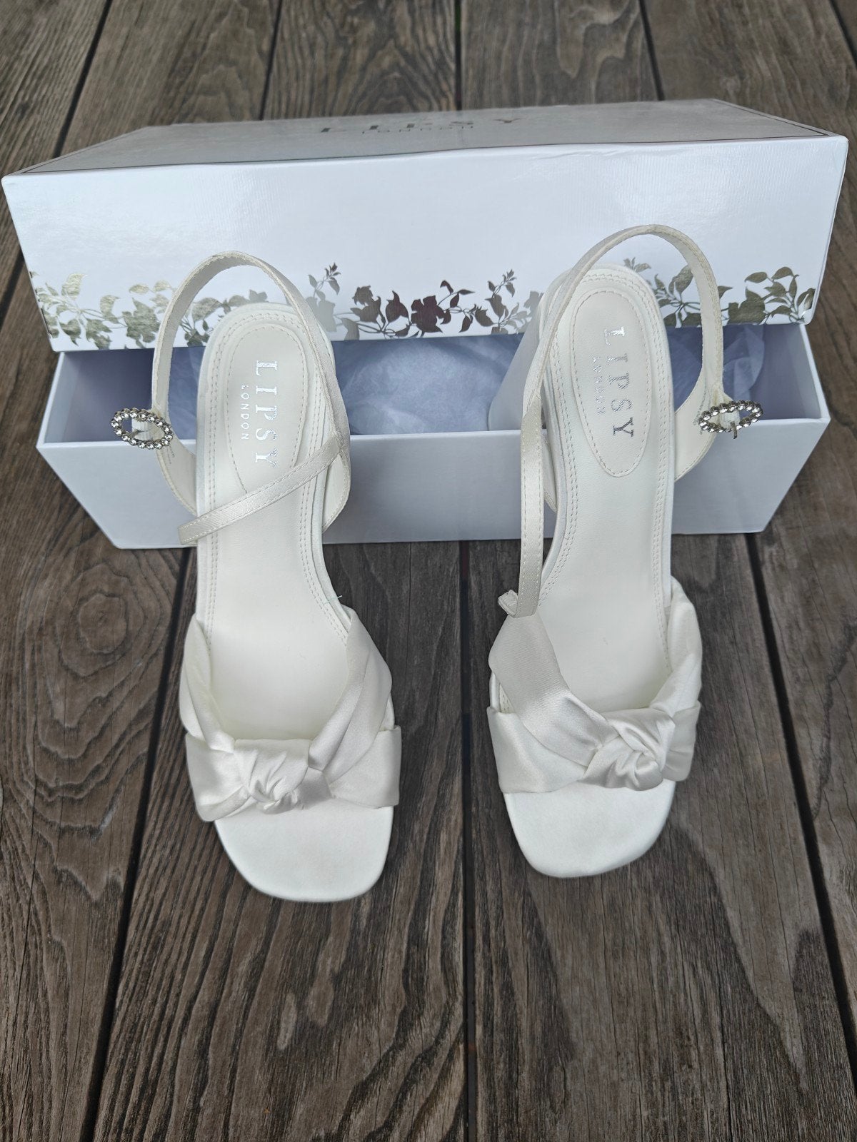 LIPSY LONDON bruidsschoenen - pumps, Ophalen, Nieuw, Wit