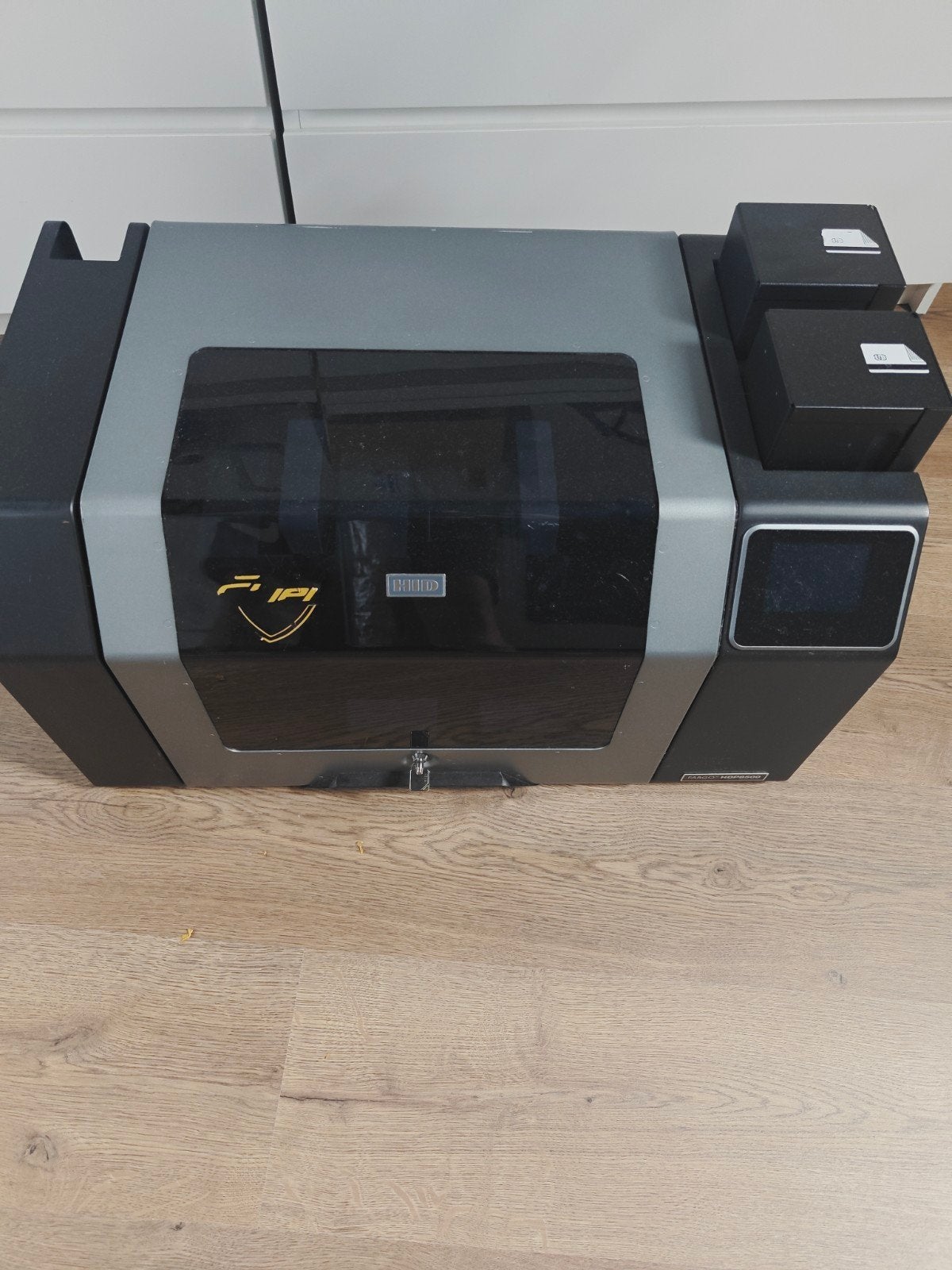 Fargo HDP8500 Pasjesprinter - Defect met folieprobleem, Computers en Software, Printers, Printer, Kleur printen, Ophalen of Verzenden