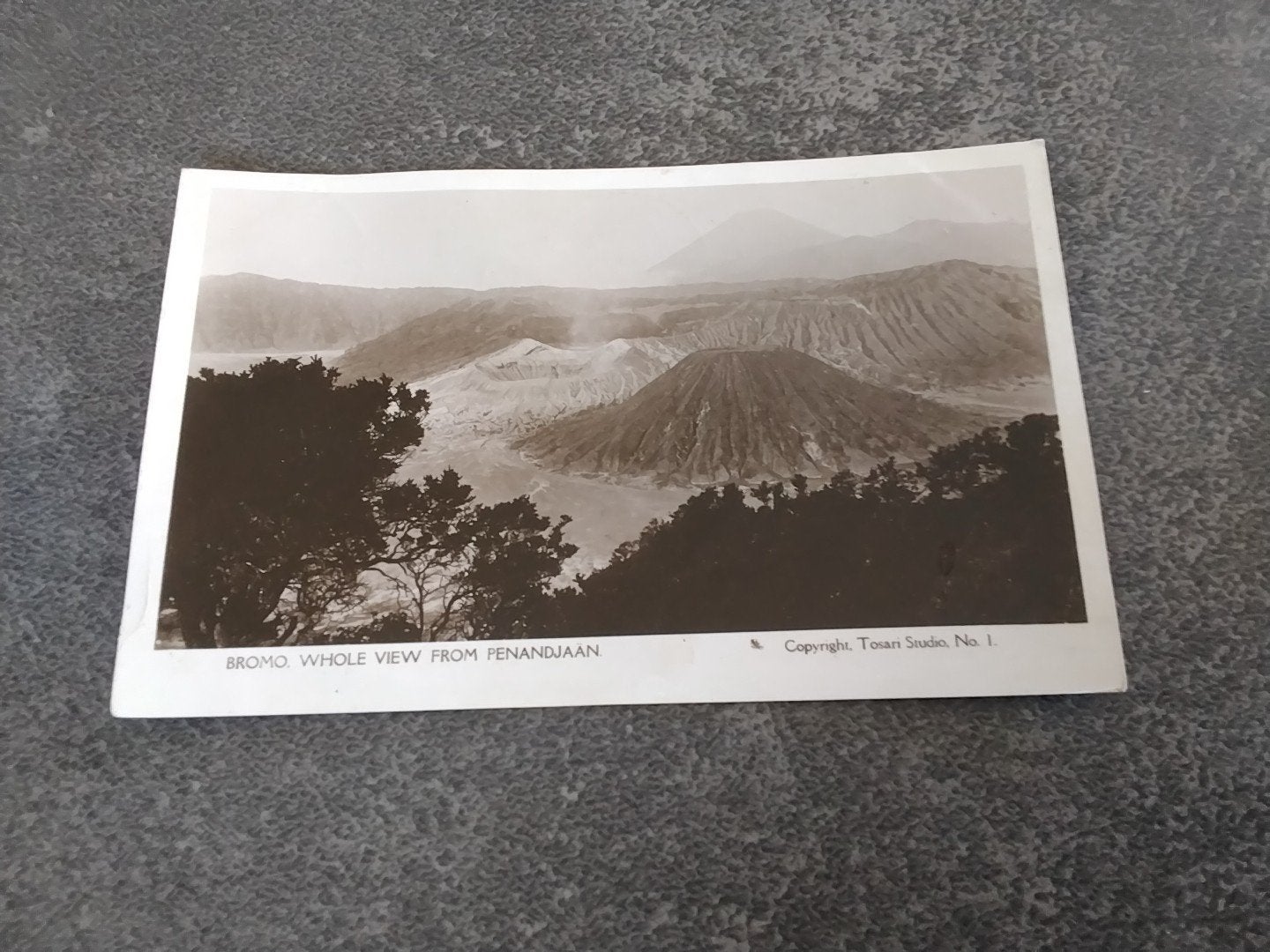 Ned Indie  Java Bromo Whole view Penandjaan foto Rosari 1929, Ophalen of Verzenden, 1920 tot 1940, Buiten Europa
