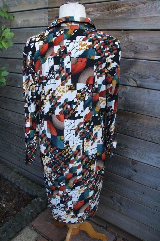 Doorknoopjurk gekleurd Stella Moretti mt XXXL Vaste prijs, Kleding | Dames, Overige kleuren, Maat 46/48 (XL) of groter, Stella Moretti