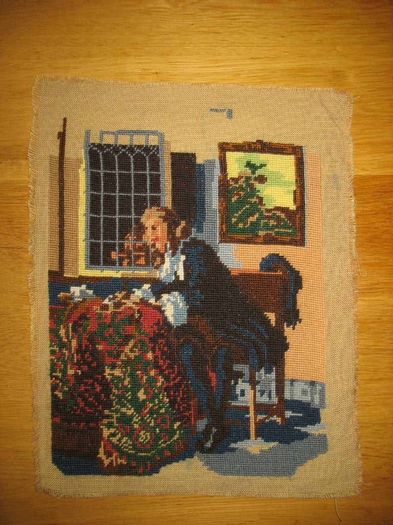 Geborduurd * Brief Schrijvend Persoon M/V aan Tafel*Vintage, Ophalen of Verzenden, Zo goed als nieuw, Handborduren, Overige typen