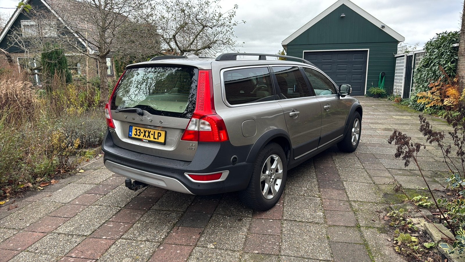 Volvo XC70 3.2 AWD Geartronic 2007 Grijs, Automaat, 238 pk, 1800 kg, Origineel Nederlands