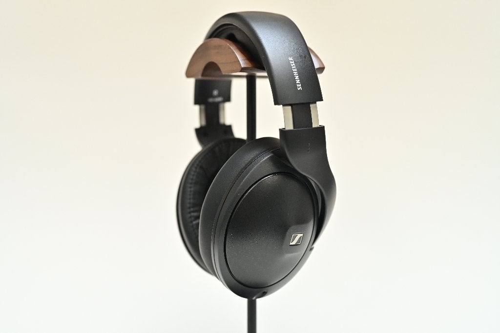 Sennheiser HD 620S Wired Closed-Back Headphones