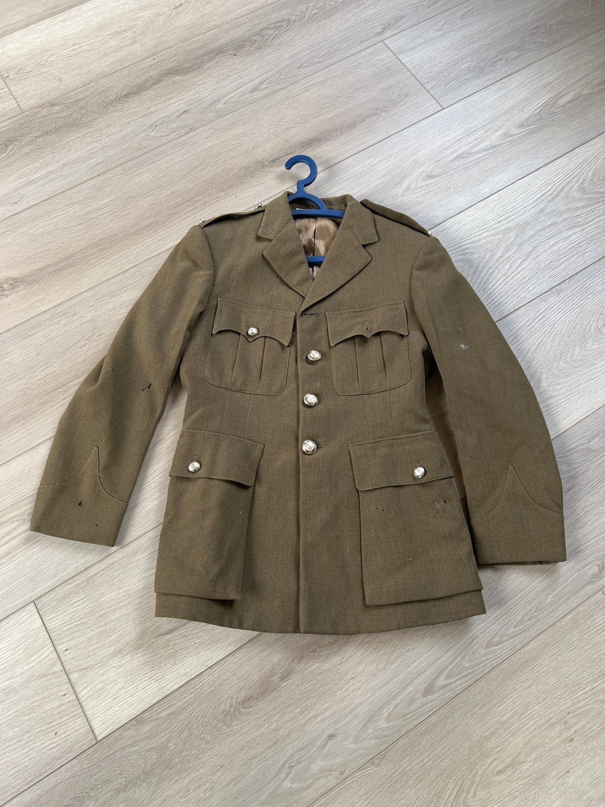 WW2 Canadees uniform jas - Mooi voor op de pop, Verzenden, Landmacht, Overige gebieden, Kleding of Schoenen