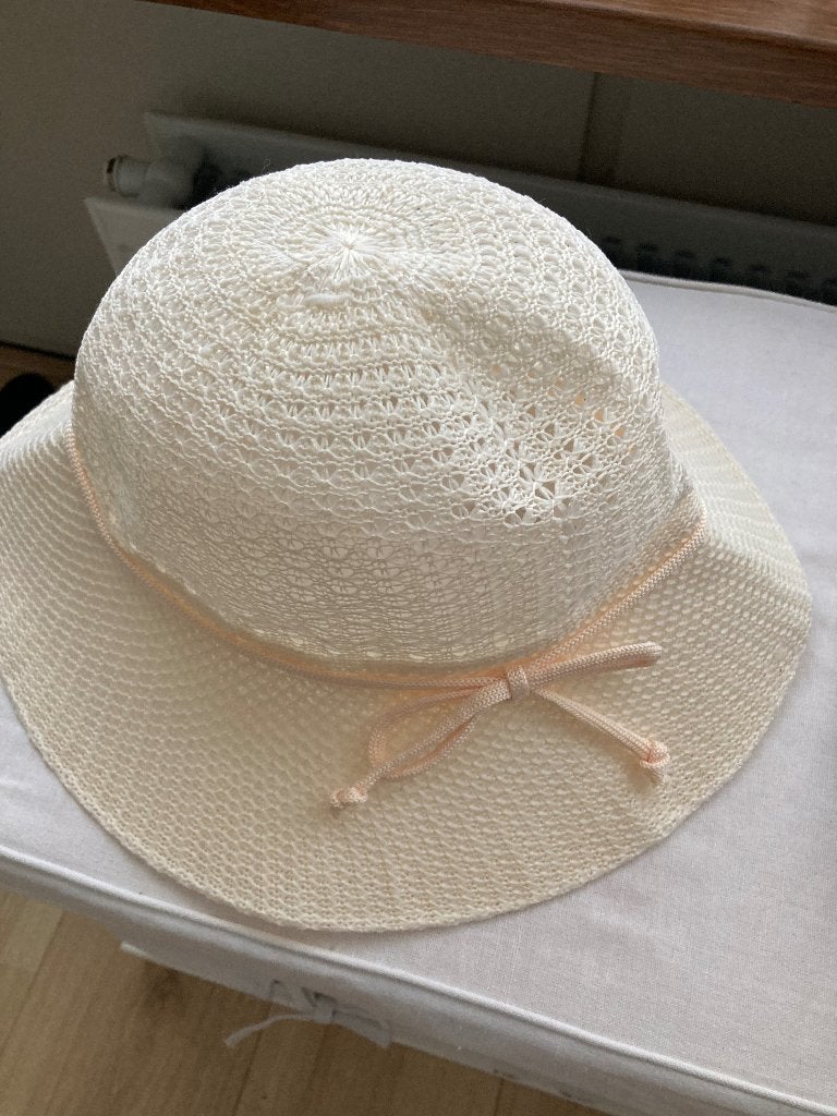 Zomerhoedjes en witte pet., Kleding | Dames, Hoeden en Petten, Ophalen of Verzenden, Nieuw, One size fits all, Hoed