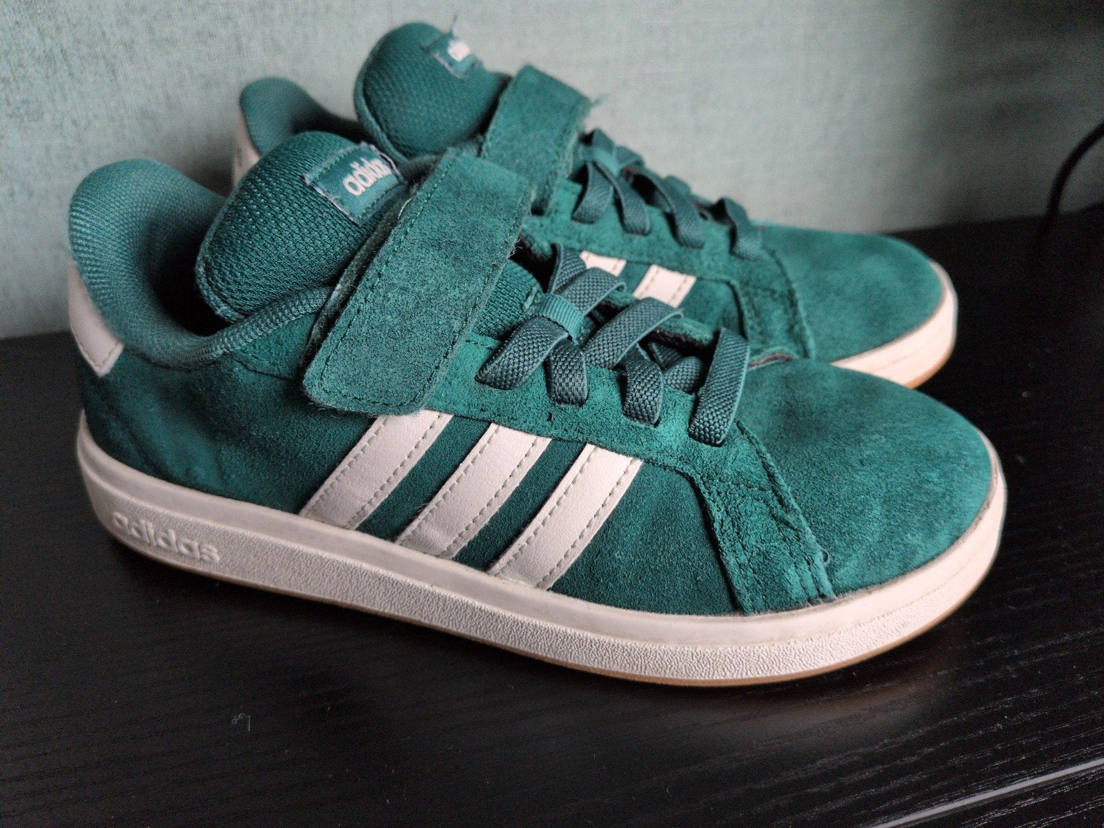 Adidas sneakers groen maat 34, Ophalen of Verzenden, Zo goed als nieuw, Adidas, Jongen of Meisje