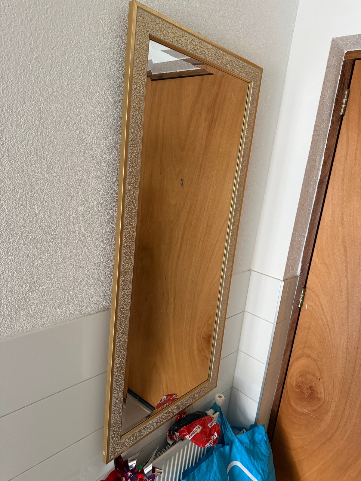 Grote spiegel met gouden rand, Huis en Inrichting, Gebruikt, Ophalen of Verzenden, 150 tot 200 cm, Rechthoekig