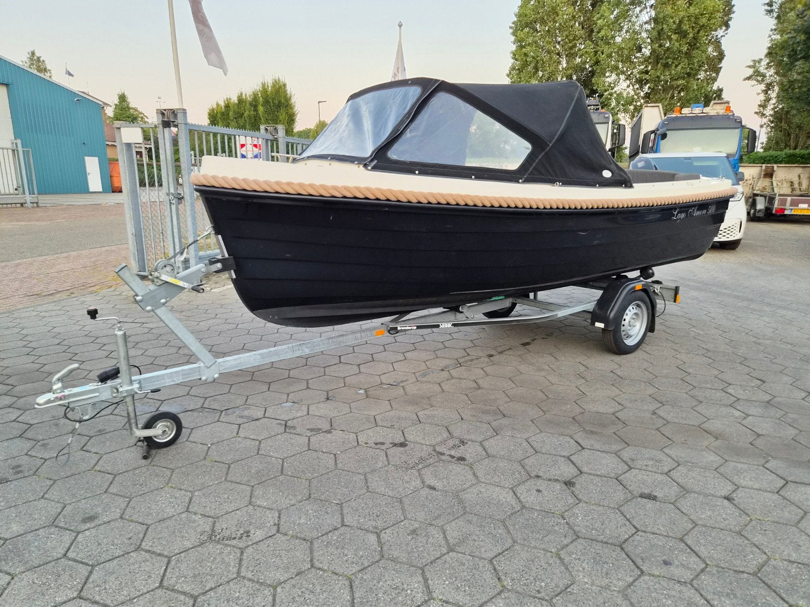 Lago amore 500 sloep compleet set met trailer, Watersport en Boten, Sloepen, Tender, 1.00 - 1.50 meter, 10 pk, Kussenset