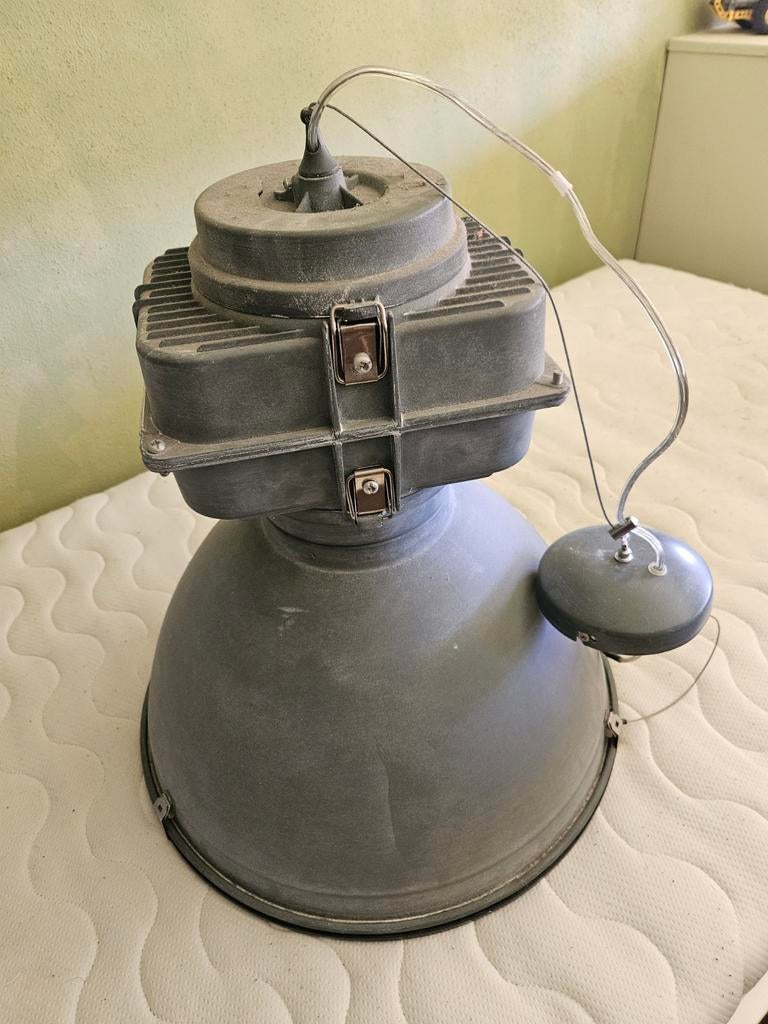 GERESERVEERD, Huis en Inrichting, Lampen | Hanglampen, Ophalen of Verzenden, Zo goed als nieuw, Minder dan 50 cm