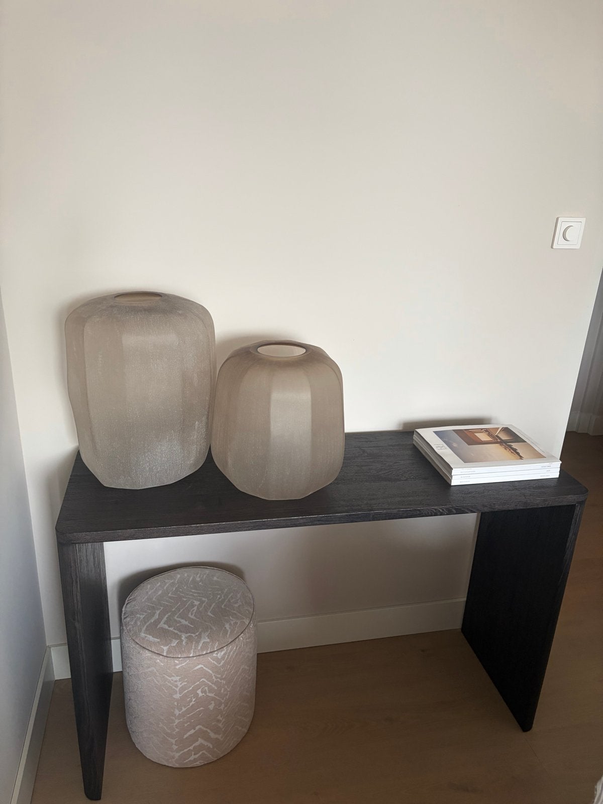 Fjôrd Leknes Sidetable Mokka - 120 cm - Japandi Stijl, Ophalen, Overige materialen, 100 tot 150 cm, Zo goed als nieuw