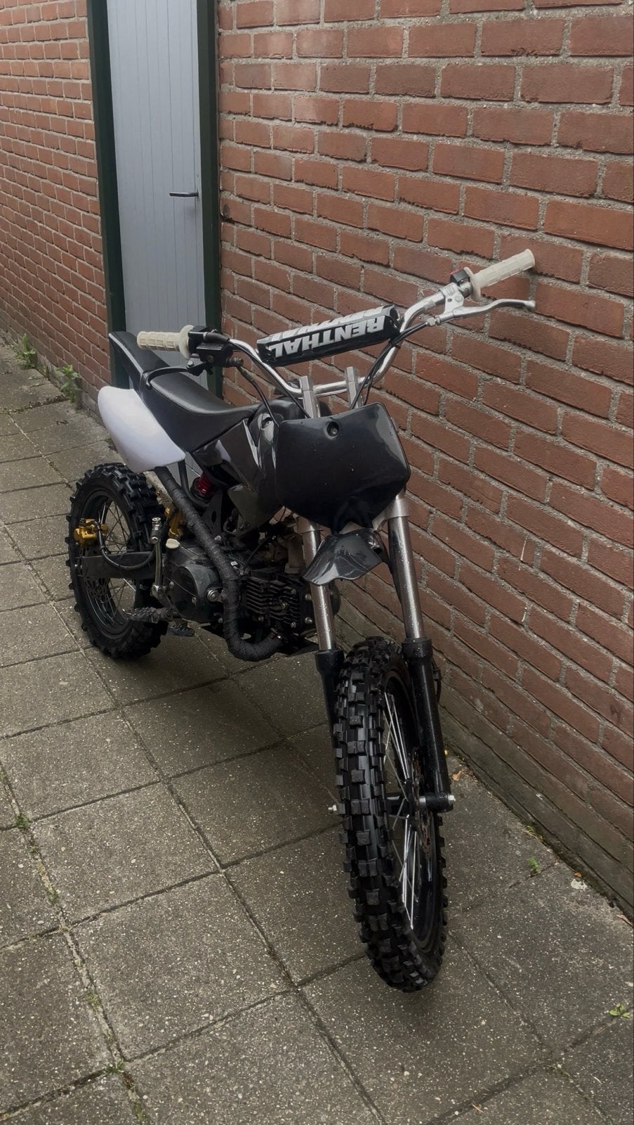 Pitbike - Achterband vervangen voor verkoop, Ophalen of Verzenden, Gebruikt, Schijfrem, Pitbike