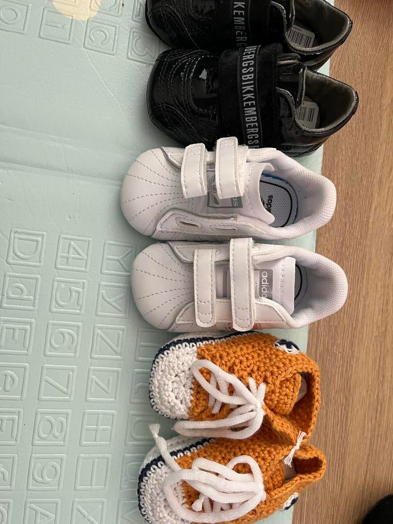 Diverse baby slofjes en schoentjes, Kinderen en Baby's, Babykleding | Schoentjes en Sokjes, Ophalen of Verzenden, Gebruikt, Jongetje of Meisje