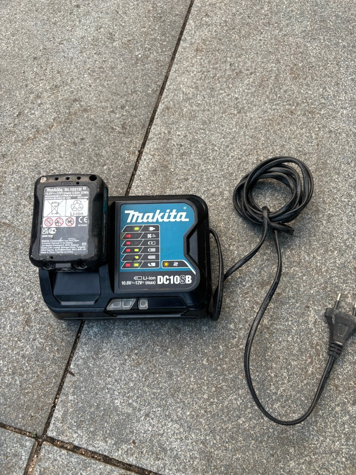 Makita DC10SB Oplader met BL1021B Accu 10.8V-12V, Ophalen, Gebruikt