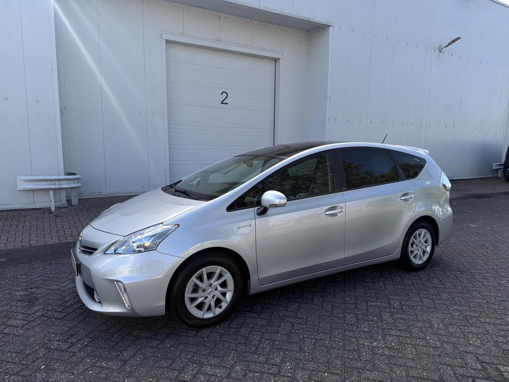 Toyota Prius Wagon 1.8 Aspiration - NAVI/PANODAK/CAMERA/NAP, Euro 5, 136 pk, Gebruikt, Automatische klimaatregeling