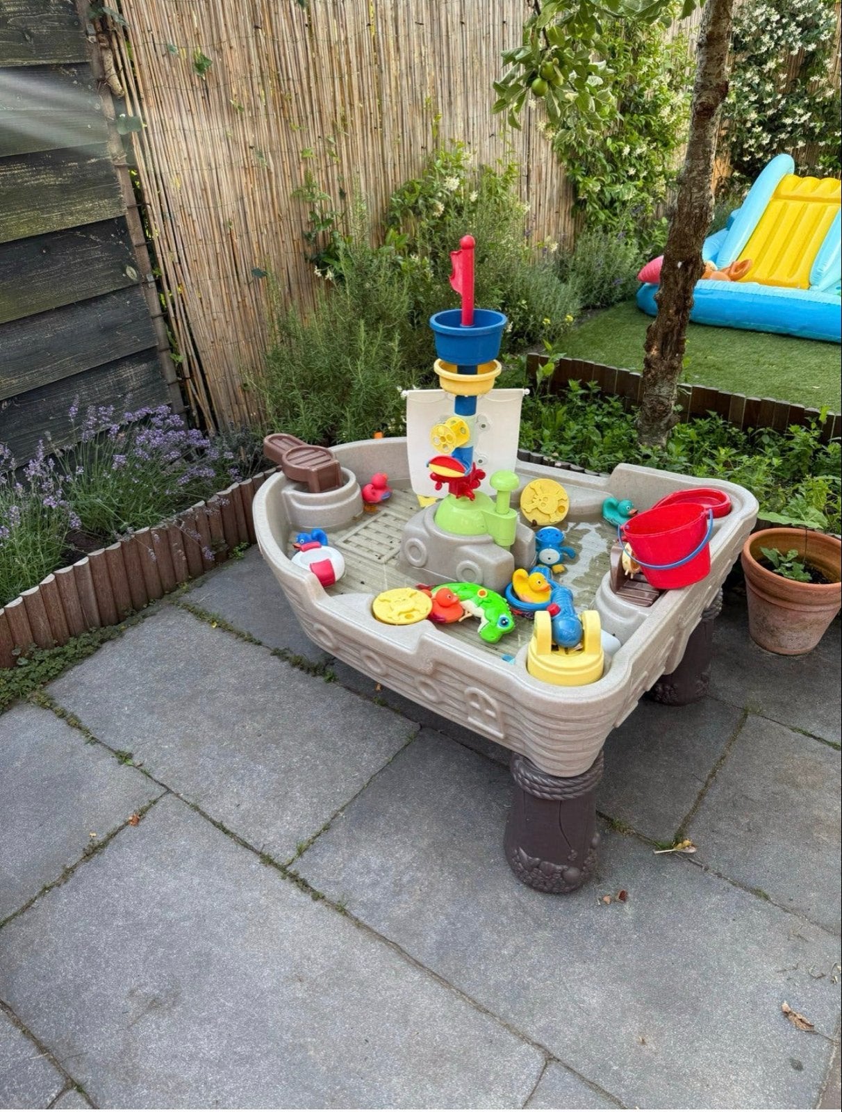 Little Tikes Zand- en Watertafel Piratenschip, Ophalen, Gebruikt