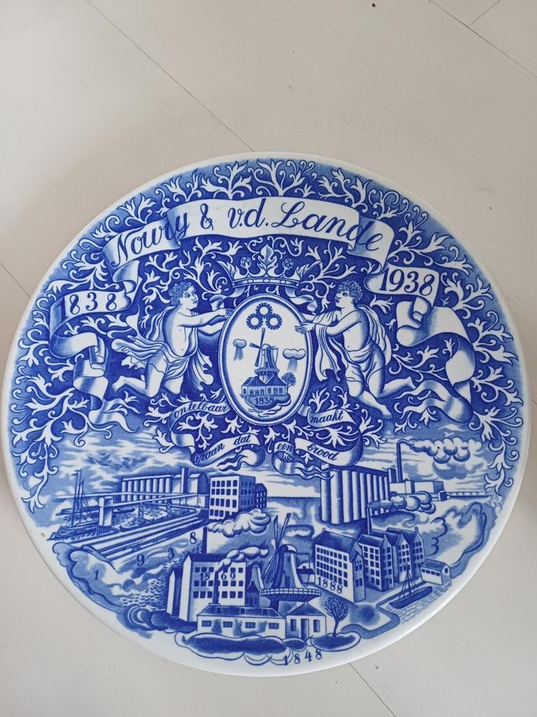 Delfts blauw bord Nowy & v.d. Lande 1838-1938, Ophalen of Verzenden