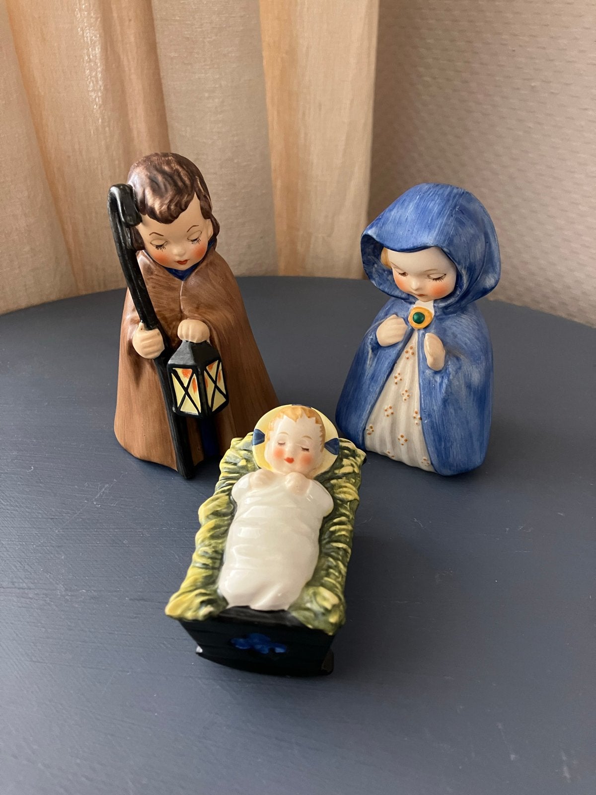Goebel Kerst groep Janet Robson Jozef, Maria en Jezus, Antiek en Kunst, Ophalen of Verzenden