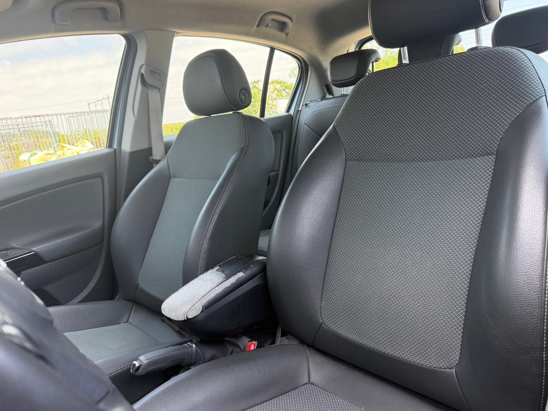 Opel Corsa 1.4-16V Cosmo | Ice Blue | Cruise/Fietsendrager/A, Auto's, Voorwielaandrijving, 4 cilinders, Blauw, 49 €/maand