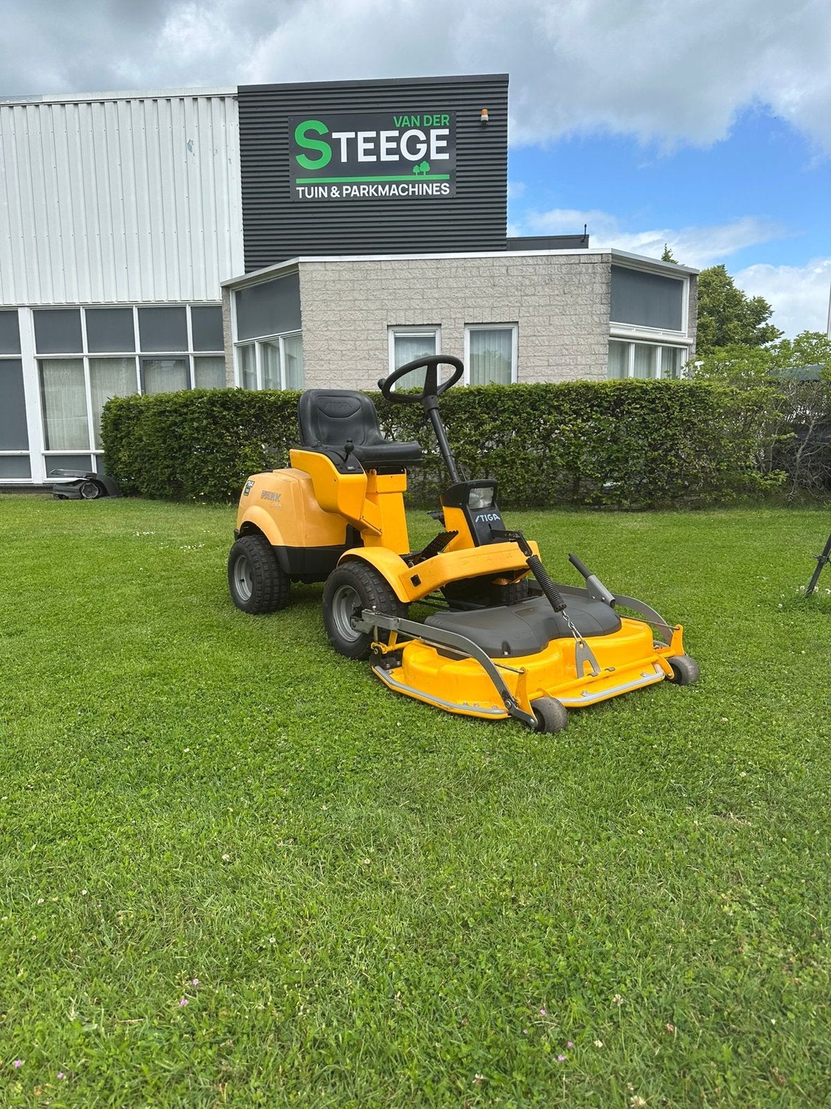 Stiga Park Hydrostaat met nieuw 105 maaidek en 15,5pk motor, Tuin en Terras, Ophalen, Gebruikt, Mulchfunctie, 90 tot 120 cm