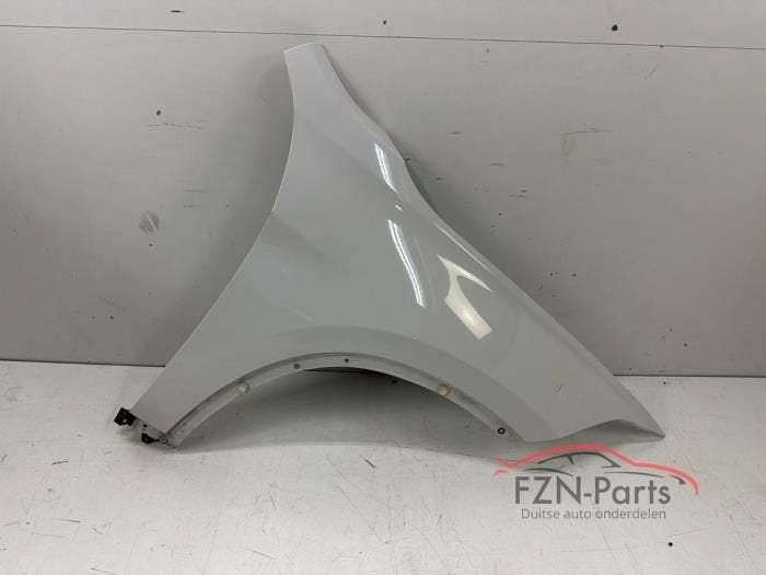 BMW X1 F48 Zijscherm Rechts Lichte lakschade Restyle deukje, Ophalen of Verzenden, Gebruikt