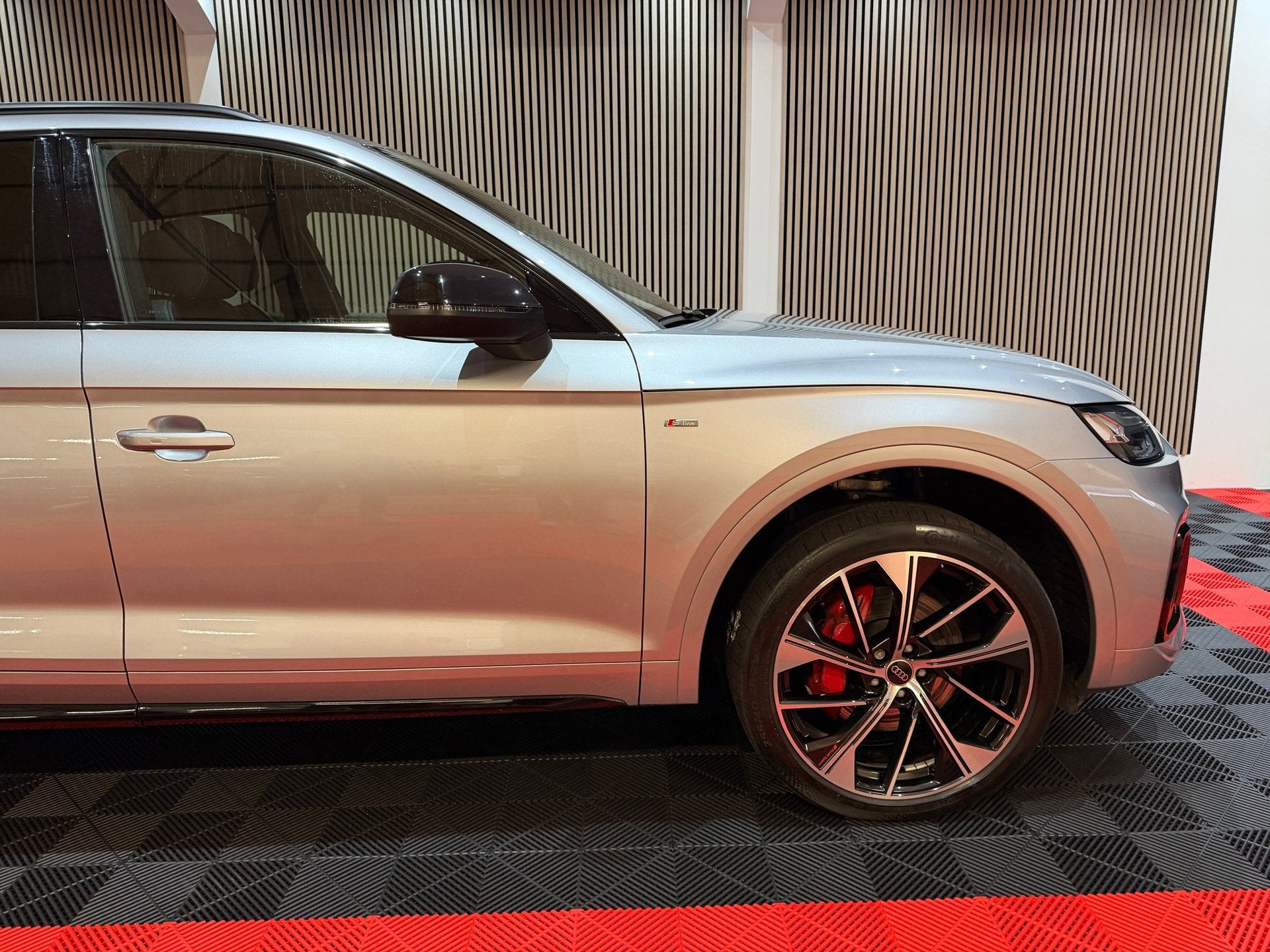 Audi Q5 55 TFSI e S-Line edition Pano 360 Cam Matrix Led, Auto's, Automaat, Dealer onderhouden, Gebruikt, 4 cilinders