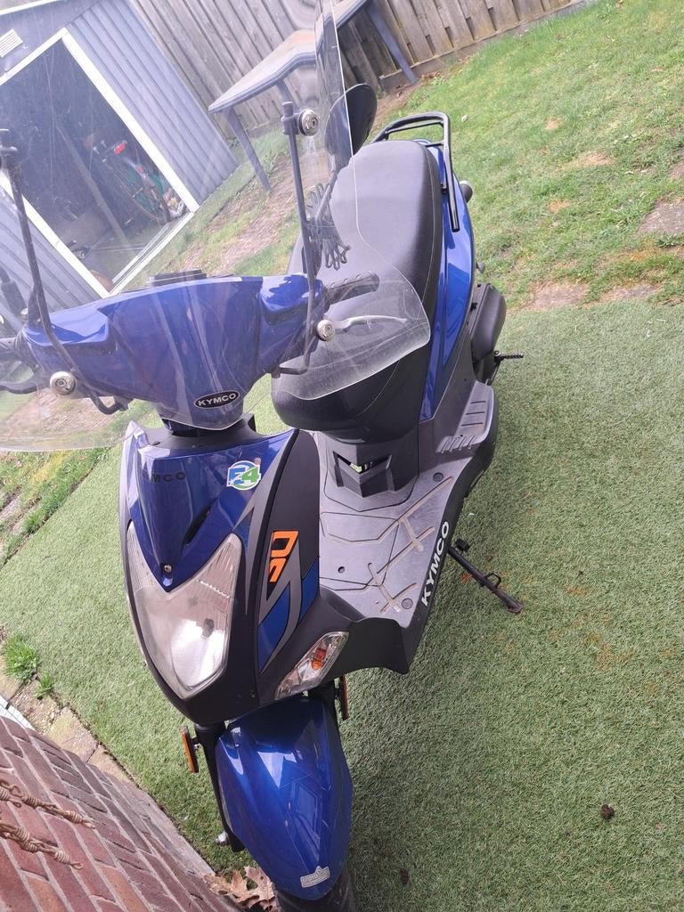 Kymco blauw rijd goed, Ophalen, Gebruikt, Benzine