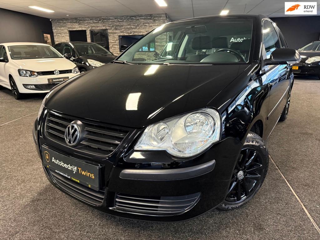 Volkswagen Polo 1.2 Goal Uitvoering |Airco| UNIEK Weinigkm, Voorwielaandrijving, 989 kg, 1198 cc, Zwart