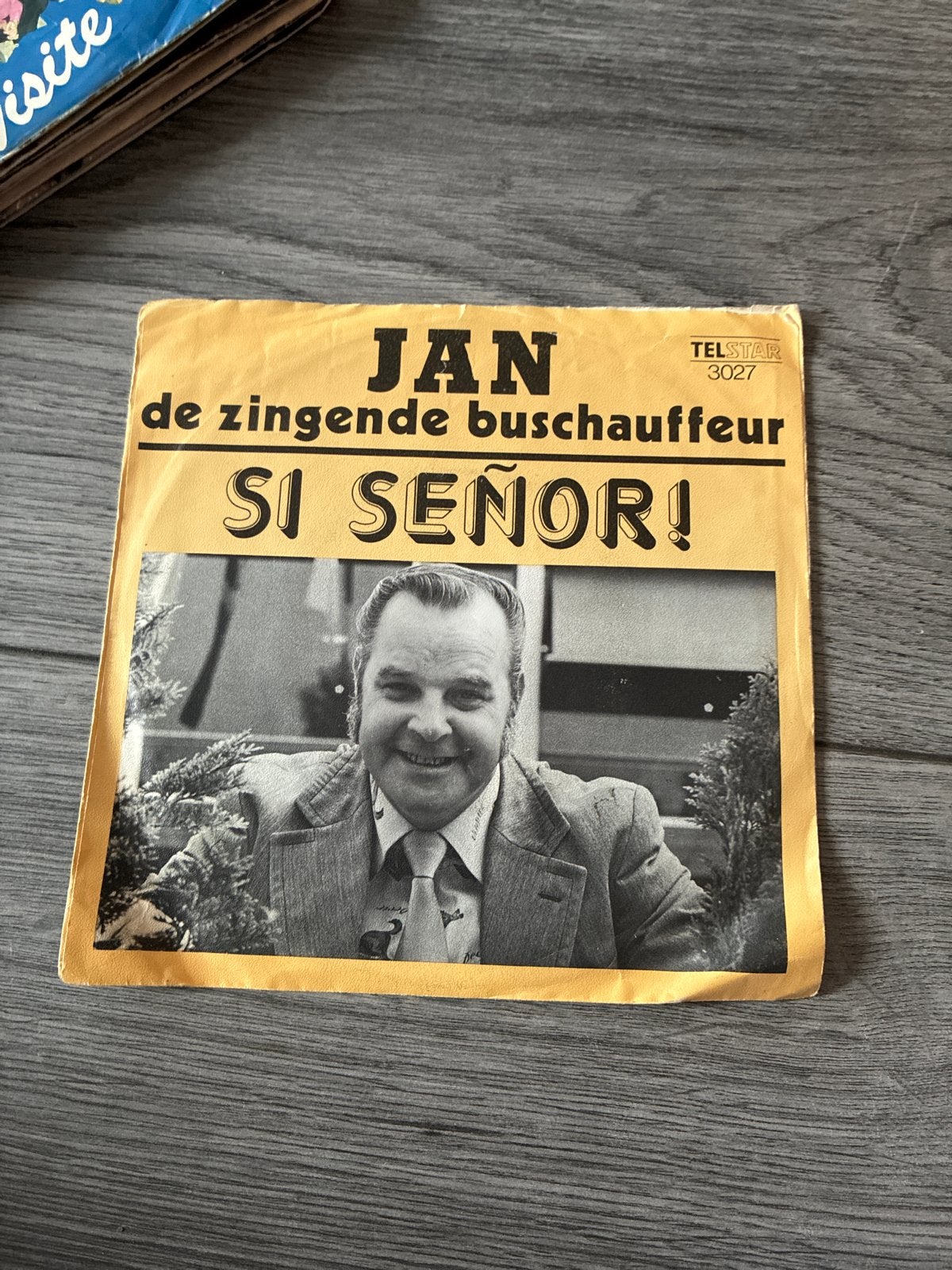 Jan de zingende buschauffeur - si senor, Ophalen of Verzenden, Zo goed als nieuw, Overige formaten, Levenslied of Smartlap