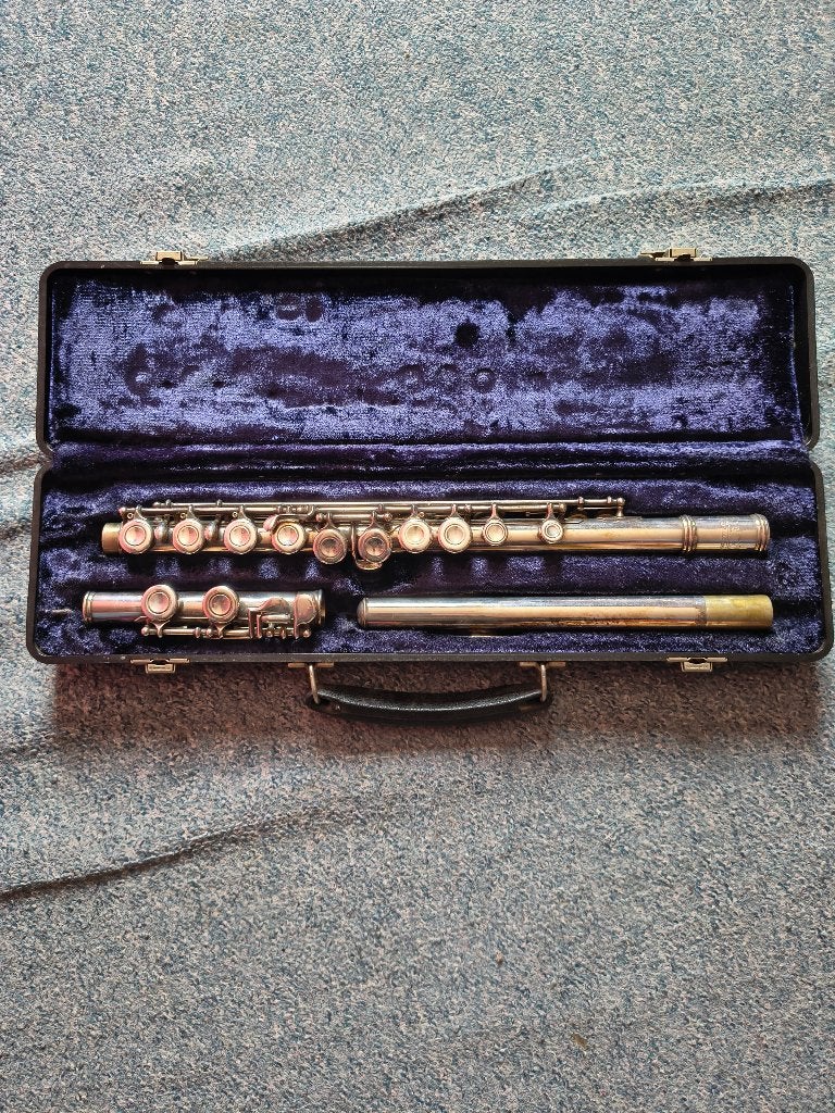 Mooie dwarsfluit  met koffer.  Artley, Ophalen of Verzenden, Gebruikt, Dwarsfluit, Met koffer of tas