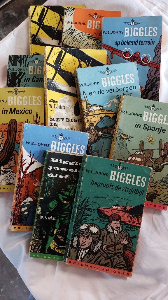W.E. Johns Biggles boeken collectie - 10 stuks, Boeken, Kinderboeken | Jeugd | 13 jaar en ouder, Gelezen, Fictie, Ophalen of Verzenden