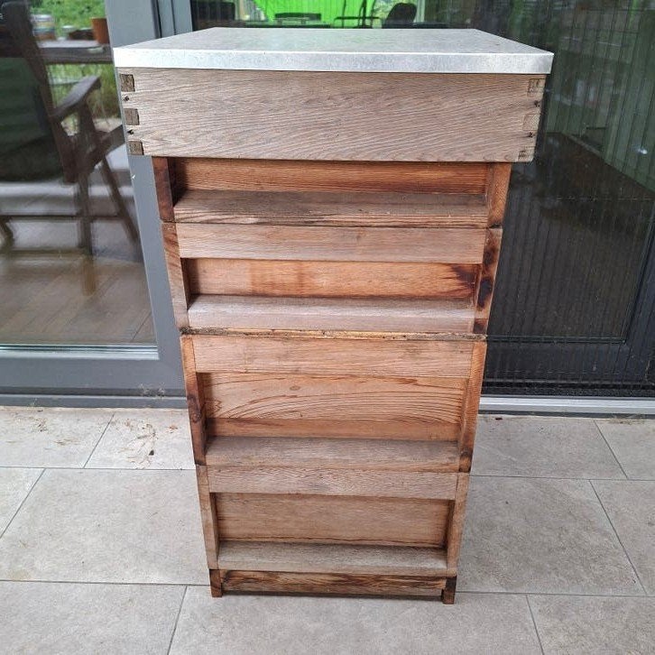 Red ceder bijenkast (spaarkast) compleet, Dieren en Toebehoren, Insecten en Spinnen, Bijen