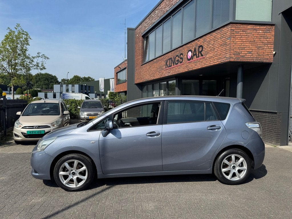 Toyota Verso 1.6 VVT-i Business 7p. PANO CAMERA TREKHAAK NW, Auto's, Toyota, Voorwielaandrijving, Euro 5, Gebruikt, 4 cilinders