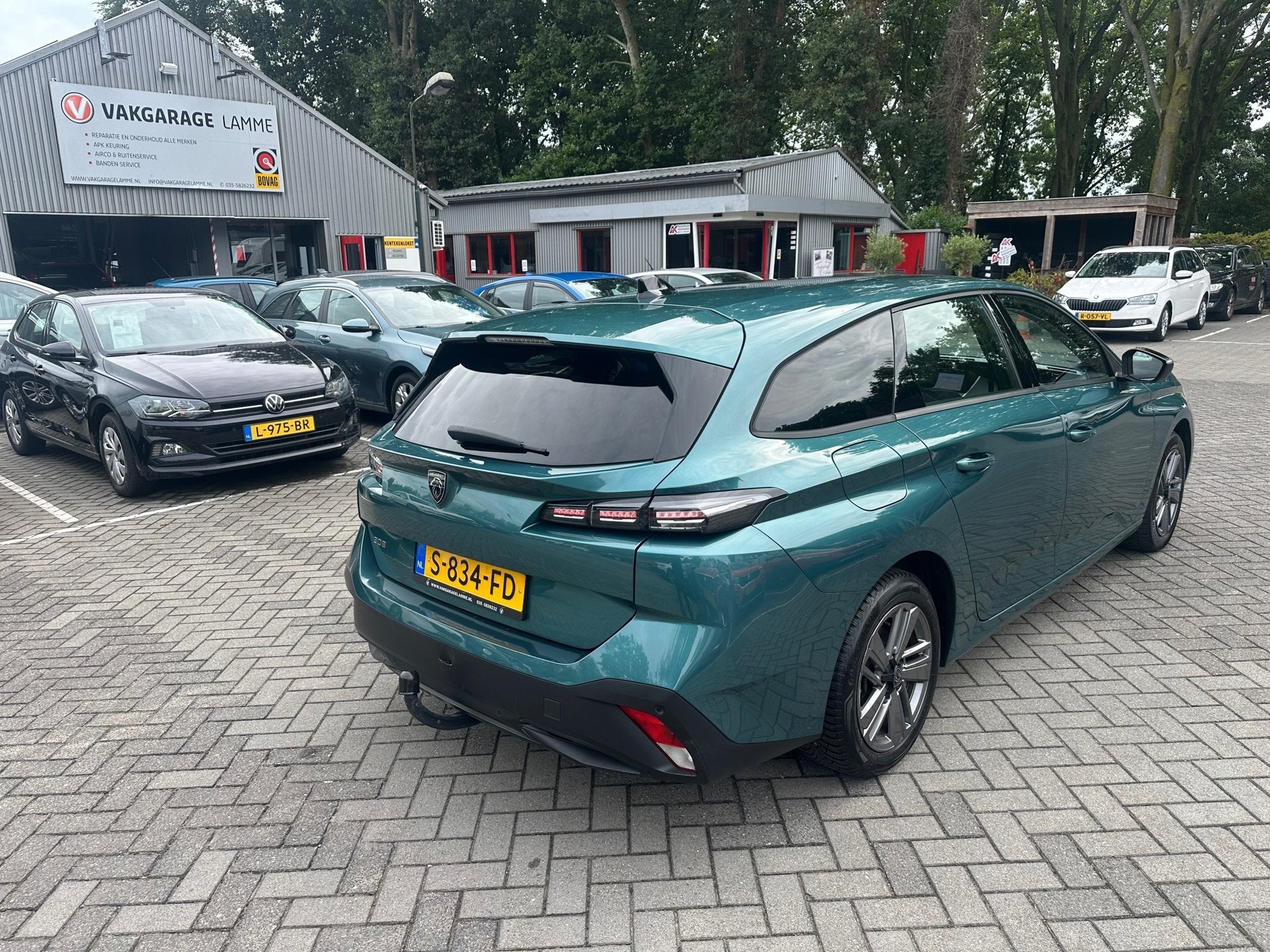 Peugeot 308 SW 1.2 PureTech Active Pack Business ,pdc , navi, Voorwielaandrijving, Parkeersensor, 1199 cc, Blauw