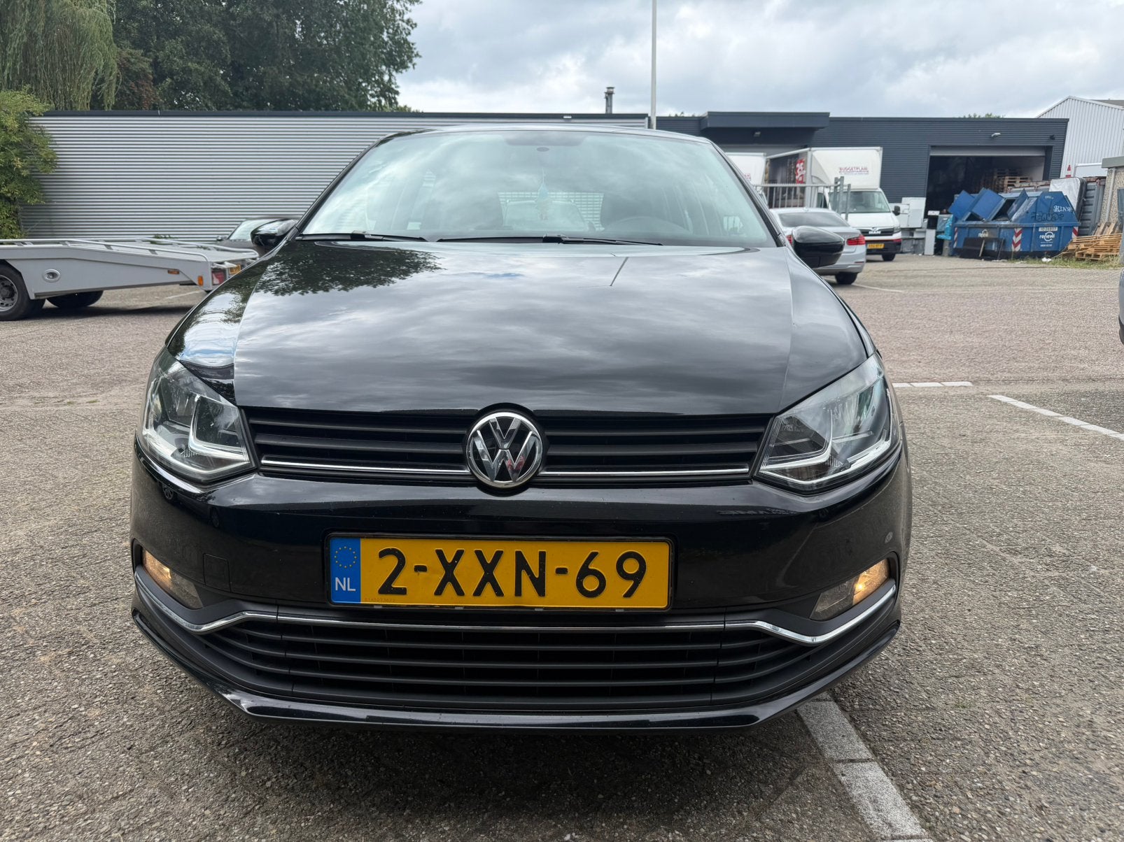 Volkswagen Polo 1.2 TSI 66KW 2014 Zwart Navi Apk Cruise Nap, Auto's, 40 €/maand, 4 cilinders, Zwart, Origineel Nederlands