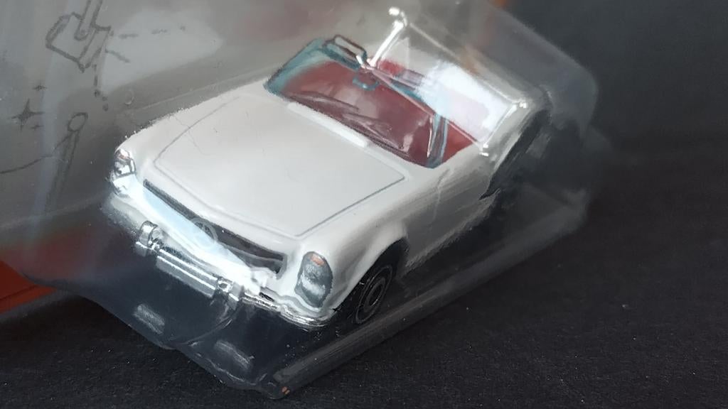 Mercedes Benz 230 SL Pagode 1963 Wit 1:64 Matchbox Pol, Auto, Verzenden, Nieuw, Matchbox@mattel.com