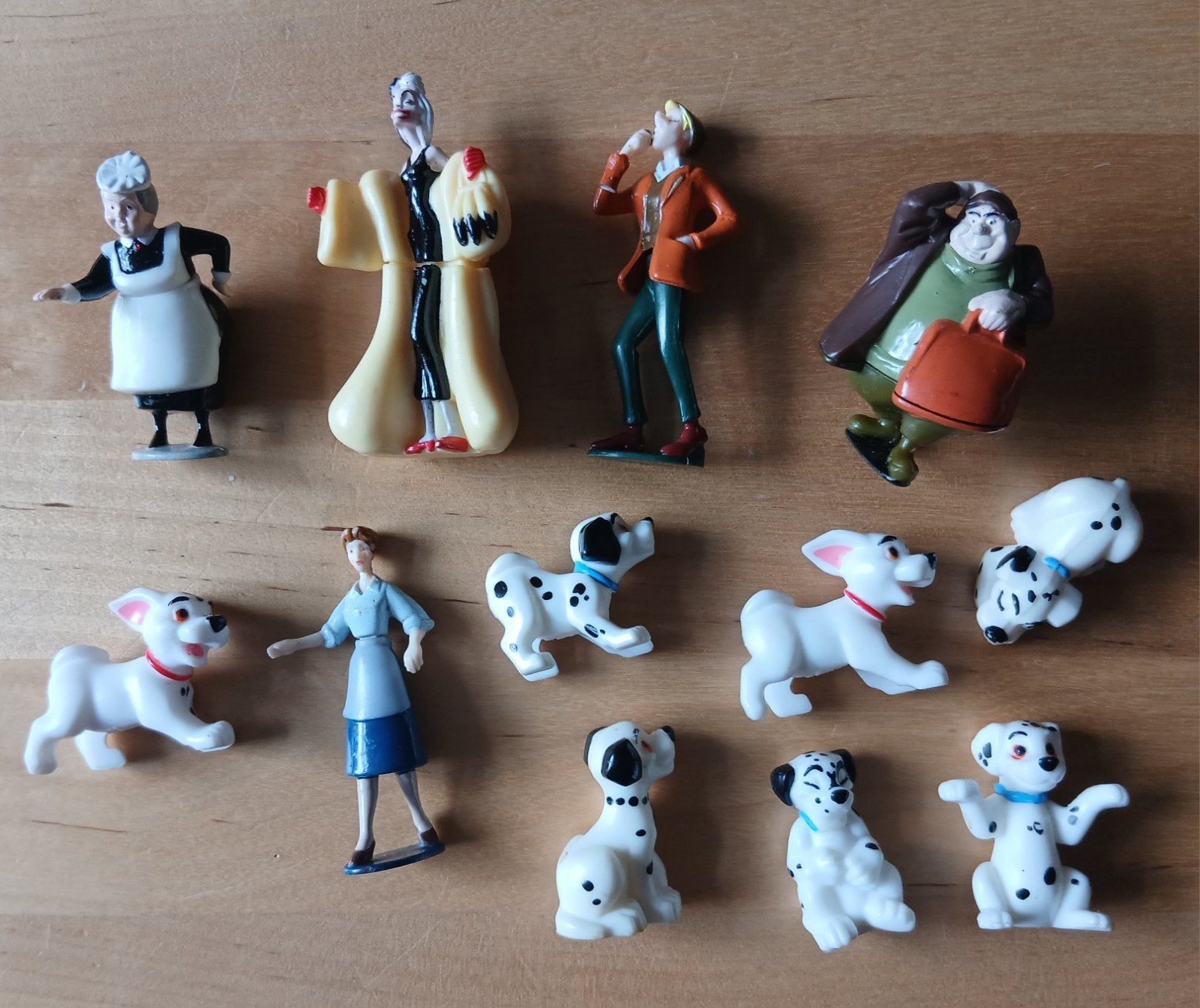 101 Dalmatiërs Figuren Set - Disney - Nestle, Ophalen of Verzenden, Overige figuren, Zo goed als nieuw, Beeldje of Figuurtje
