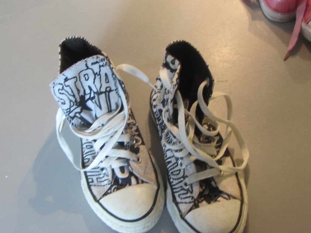 Converse all stars maat 30 zwart wit sneakers gympen, Jongen of Meisje, Schoenen, Ophalen of Verzenden, Zo goed als nieuw