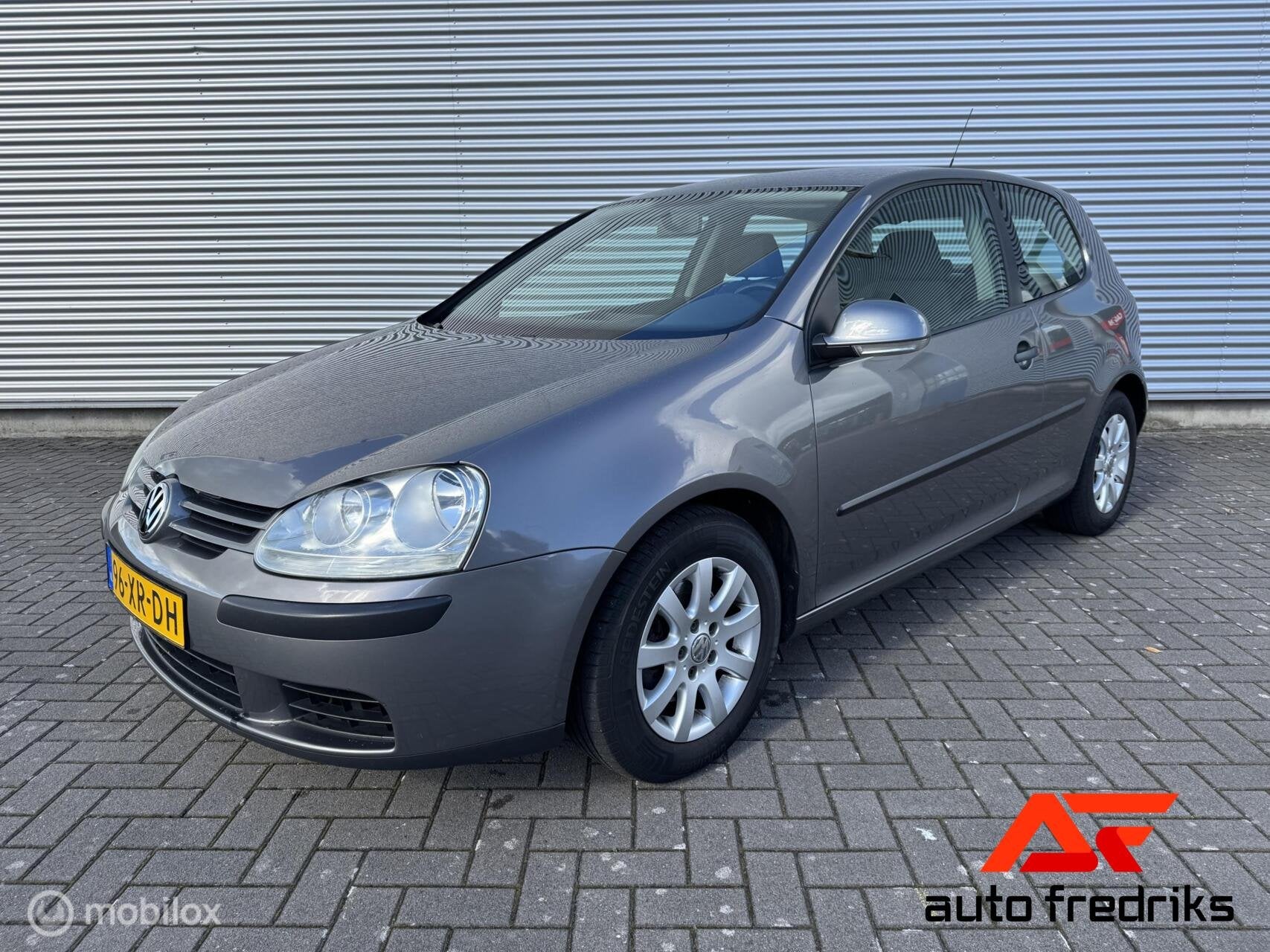 Volkswagen Golf 2.0 FSI Comfortline Business | Automaat |, Gebruikt, 4 cilinders, Origineel Nederlands, Bedrijf