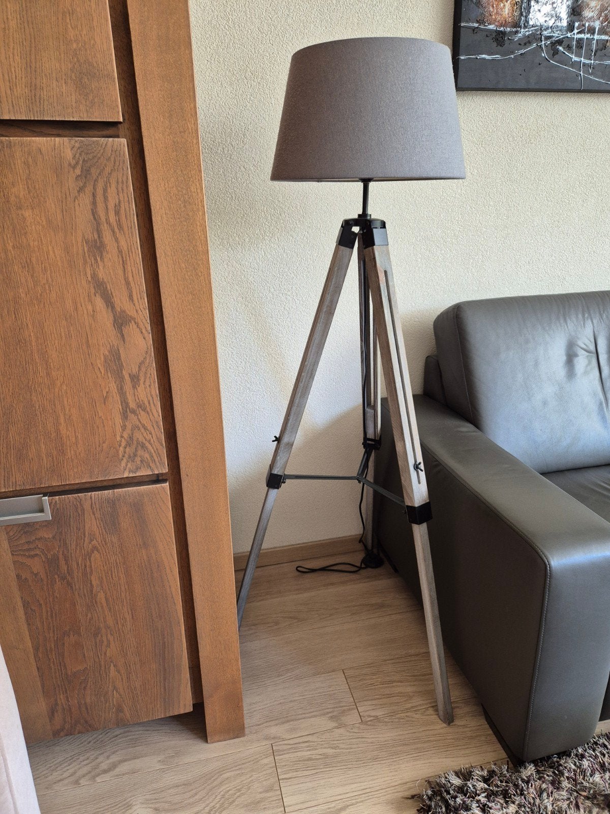 2 Stijlvolle staande lampen met houten driepoot en stoffen k, Ophalen, Modern, Scandinavisch, Industrieel, Zo goed als nieuw, 150 tot 200 cm