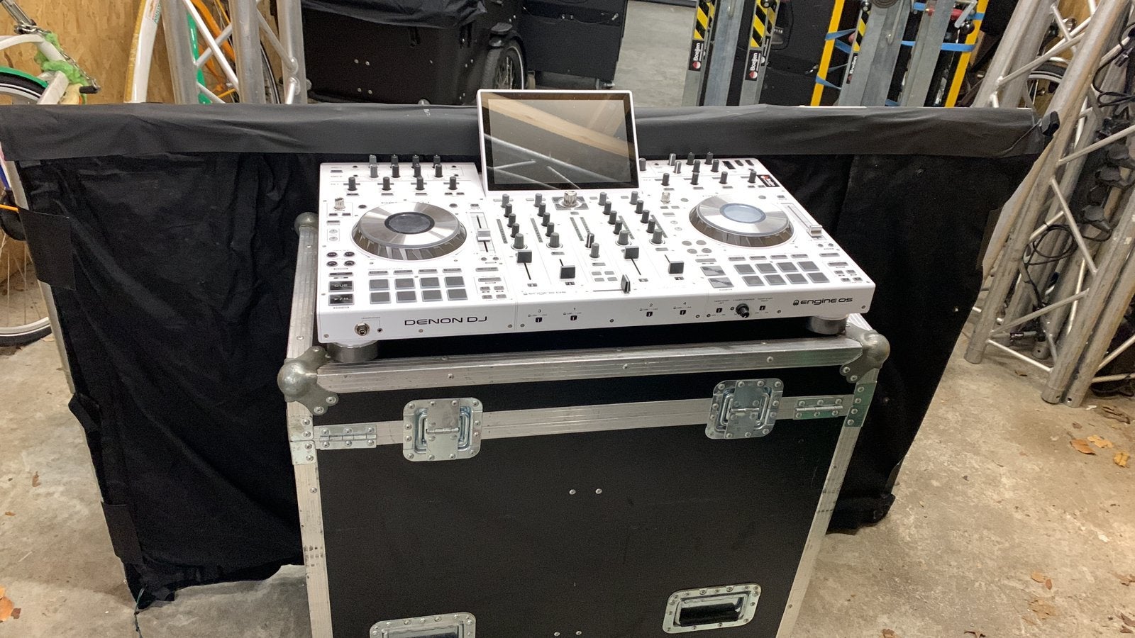 Denon dj prime 4 incl flightcase, Ophalen of Verzenden, Zo goed als nieuw, Dj-set, Denon