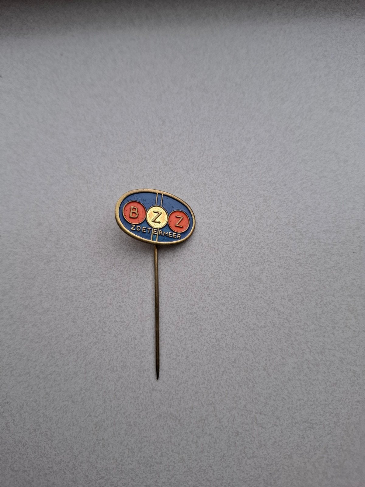 Vintage speldje pin prikker steekspeld BZZ Zoetermeer, Ophalen of Verzenden