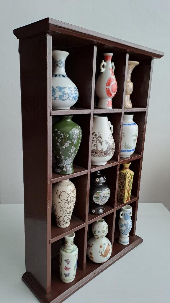 curiosa kastje met vaasjes, Antiek en Kunst, Curiosa en Brocante, Ophalen of Verzenden